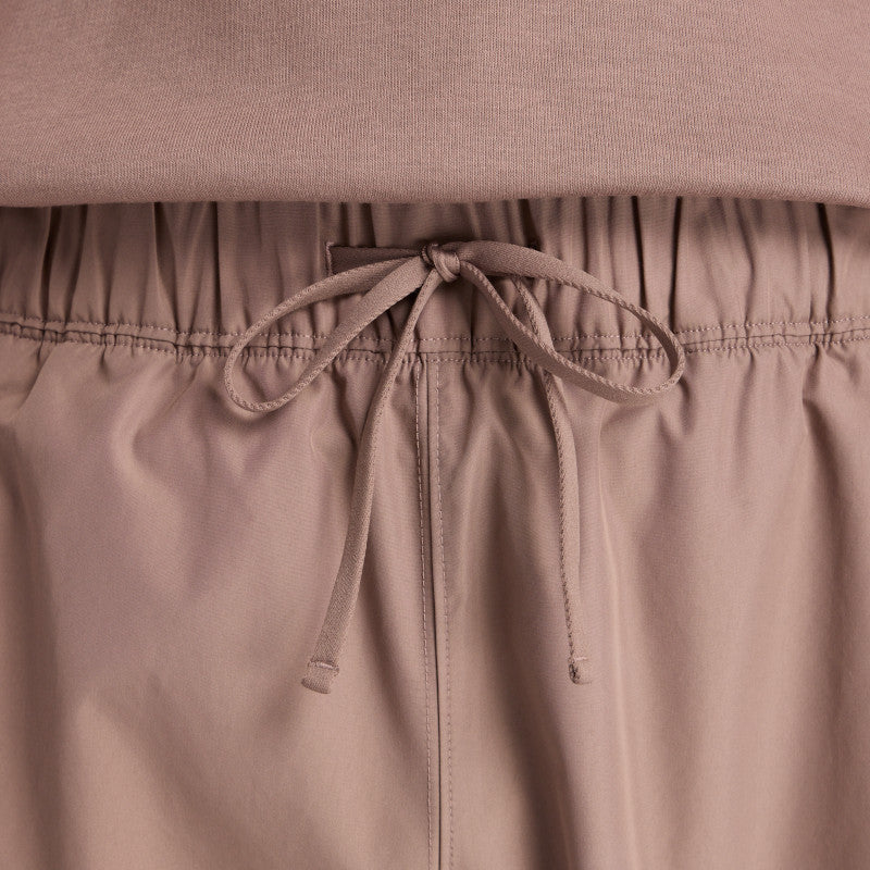 Linear Graphic Woven Pant