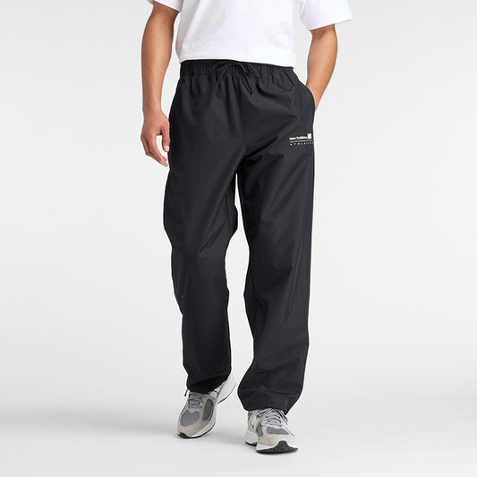 Linear Graphic Woven Pant