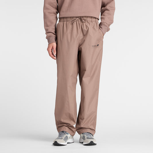 Linear Graphic Woven Pant