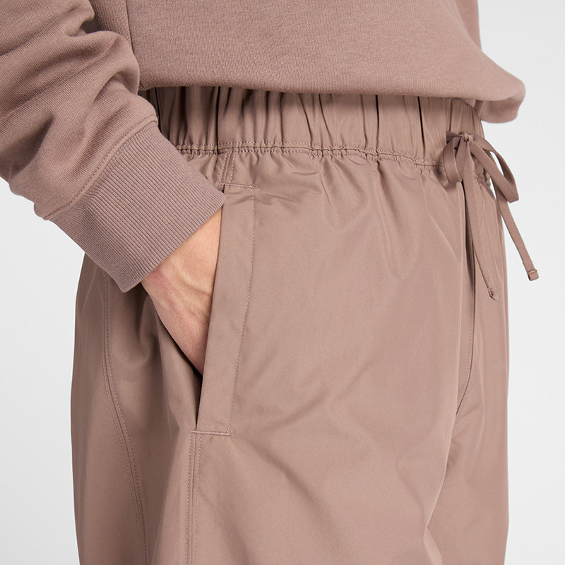 Linear Graphic Woven Pant